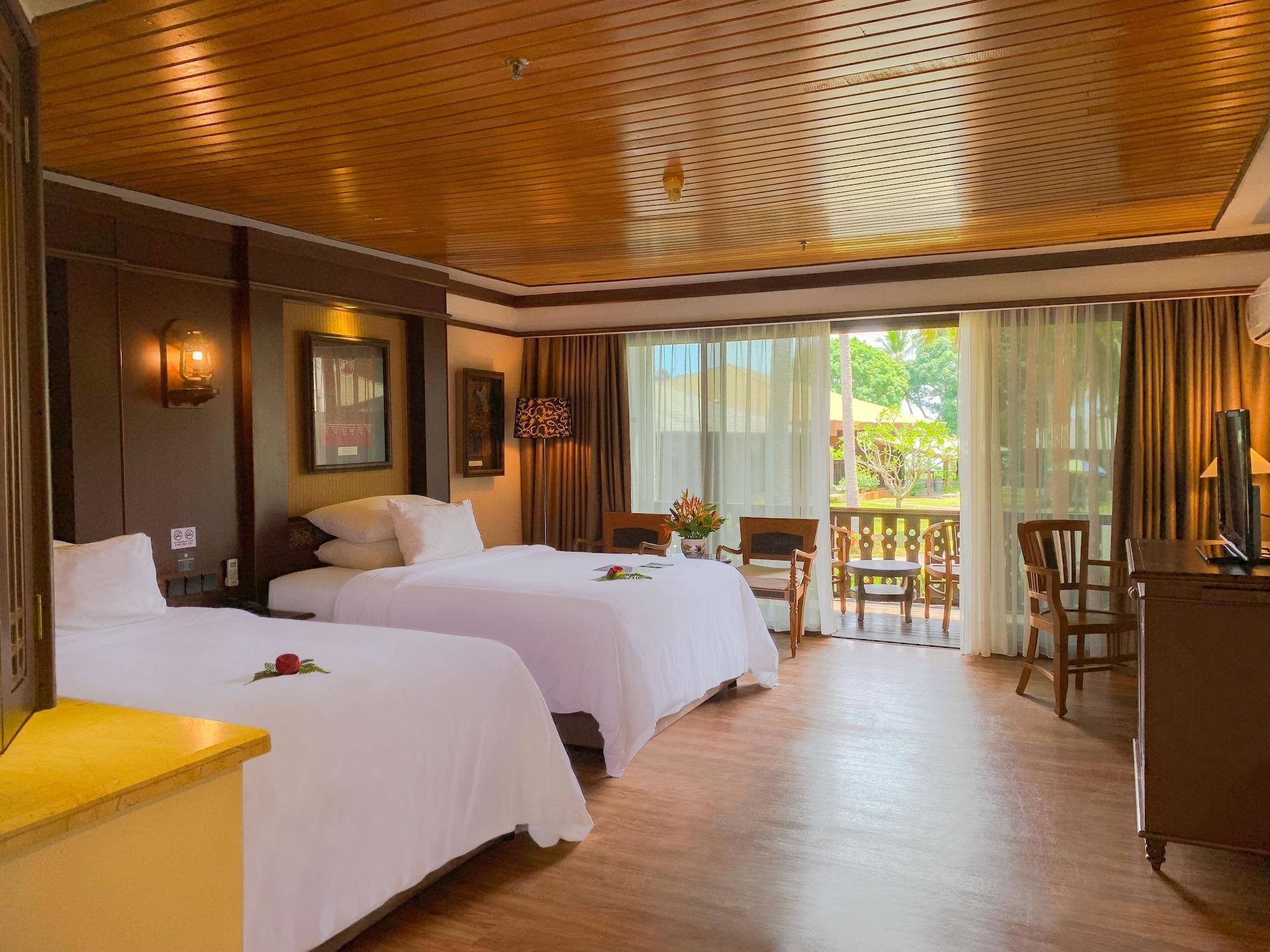Damai Beach Resort Kuching Exterior photo