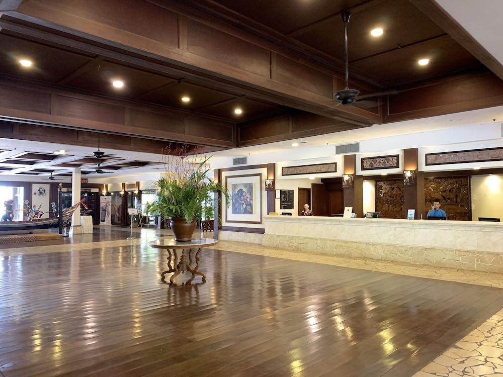 Damai Beach Resort Kuching Exterior photo